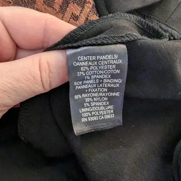 Nic & Zoe Sleeveless Black with Brownish Gold Design Dress, Size 8 - Picture 8 of 8